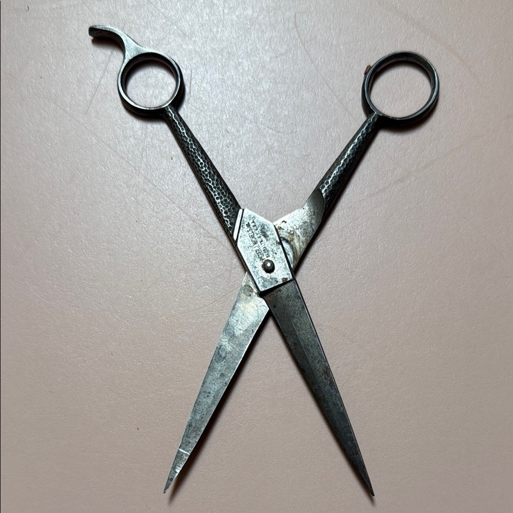 Vintage Peter J. Michels C-MON Barber Scissors Shears saber blade